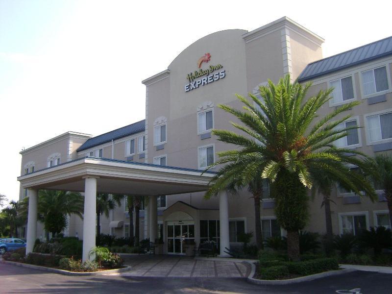 Holiday Inn Express Hotel & Suites Gainesville By Ihg Exterior foto